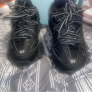 Black balenciaga